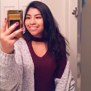 Meet your Posher, Mayra